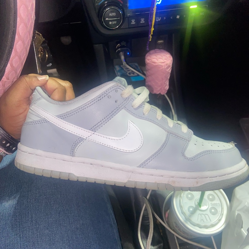 COPY - Nike 6.5y gray dunks